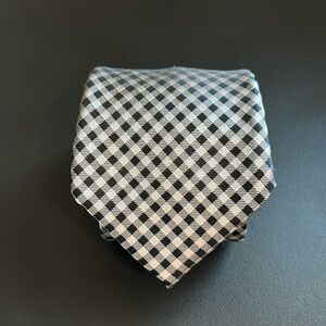 Michael Kors Men Ties Checker Board Prints in Navy Blue and Gray All Silk